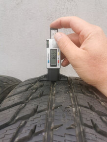 215/55R18 zimní pneu Nokian WR SUV 3 8,6mm - 5