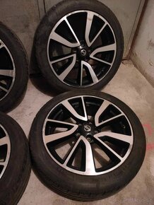 4ks alu disky orig. Nissan 5x114,3 R19 pneu 225/45 r19 - 5