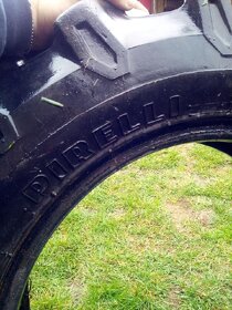 Pneumatiky 250/80 R18 - 5