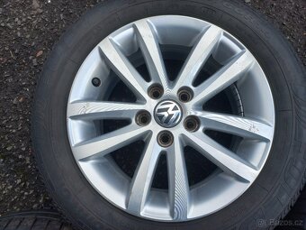 Prodám sadu Orig ALU kol VW 185/60R14 letní - 5