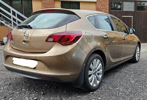 Opel Astra 1.4T HB Cosmo 88kW - 5