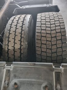 Pneu 315/80R 22,5 - 5