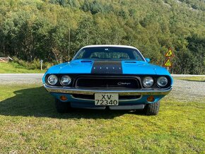 Dodge Challenger - 5