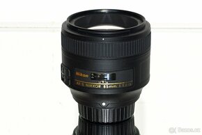 Nikon Nikkor AF-S 85mm 1:1,8G TOP STAV - 5