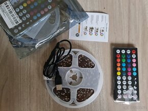 Bluetooth LED páskové osvětlení RGB 15m+applikace+ovladač - 5