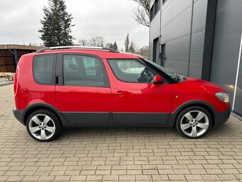 Škoda ROOMSTER SCOUT / 1.2 TSI 63kW / 2013 / TAŽNÉ, ALU R17 - 5