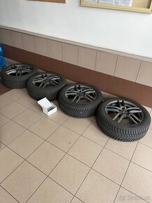 Zimní sada Sava 215/50R17 95V + disky Dezent 7 X 17 ET 40 - 5