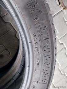 Prodám 2 x letní pneu Michelin 195/55/20 - 5