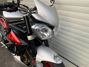 Triumph Street Triple RX ABS SUPER STAV - 5