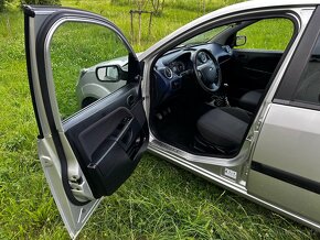Ford Fiesta 1.3 Benzin 51/KW Rok v.:2007/3 Klima - 5
