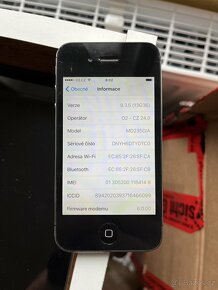 Apple iPhone 4S 16GB - 5