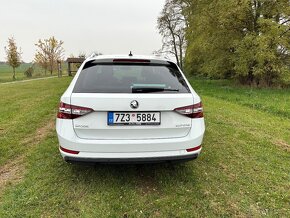 Superb 2.0 TDI 2018  110 KW - 5