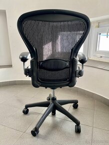 kancelářská židle Herman Miller Aeron - 5