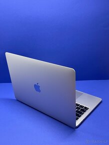 MacBook Pro 13” 2020/16GB RAM/M1/256GB SSD/ Záruka - 5