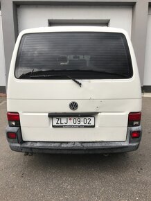 VW TRANSPORTER T4 2,5TDi 75KW 9míst - 5