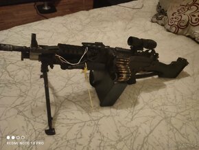 Airsoftových kulomet m249 PARA - 5