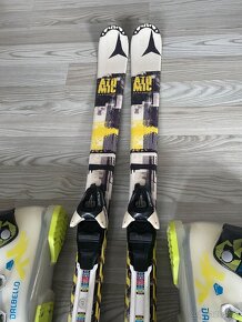 Kvalitní lyže Atomic 140 cm + lyžáky vel. 38-39 - 5