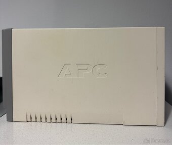 Prodám APC Back-UPS CS 500 - 5