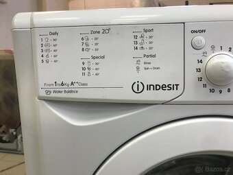 Prodám pračku Indesit - 5