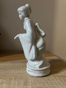 Porcelánová soška Gejša - 5