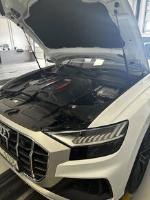 AUDI SQ8 V8 BENZIN 4.0 - 5