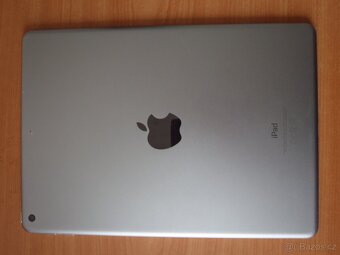 Ipad 6th generace 128GB 9,7´ + klávesnice logitech - 5