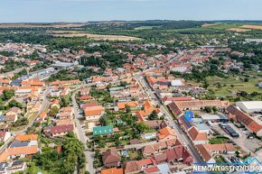 Prodej komerční nemovitosti, vhodné pro restauraci, skladová - 5