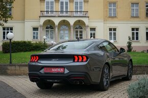 Ford Mustang, 5.0 GT Fastback MANUAL IHNED - 5