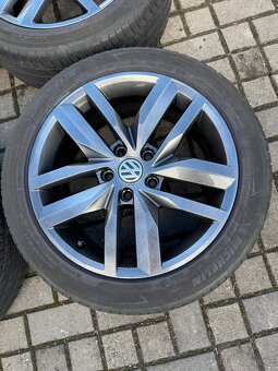 ORIGINÁL Alu Volkswagen Madrid R17, 5x112 - TOP STAV - 5