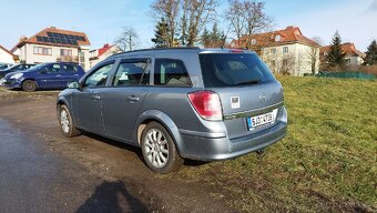 Opel Astra H 1,4 16V 66kW 2005 LPG - 5