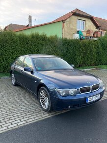 BMW 745i - 5