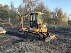 Prodám minirypadlo Cat 305CR - 5