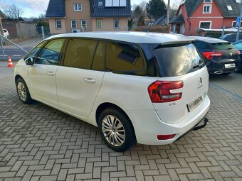 Citroën Grand C4 Picasso 1.2PT 7MÍST 2017 PO VELKÉM SERVISE - 5