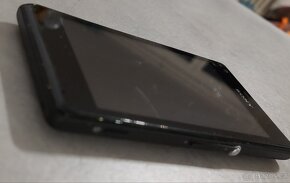 Mobil Sony Xperia C1905 - 5