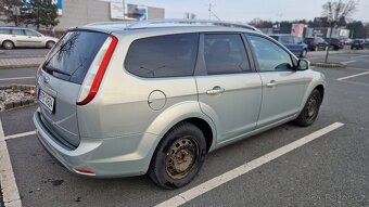 Ford Focus II Trend Plus kombi 1.6 Duratec Ti-VCT, 85kW 2010 - 5