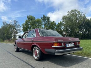 Mercedes W123 300D piano TOP STAV - 5