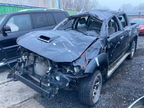 Toyota Hilux 2008 2.5 D4D 88 kW- zdravá korba - 5