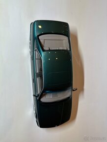 BMW M5 E34 Cecotto zelená 1:18 - 5