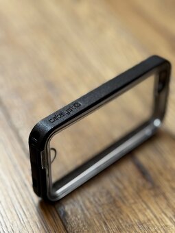 Obal Catalyst pro iPhone SE - 5