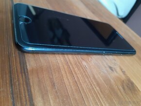 Černý iPhone 7 Plus 32Gb s ochranným sklem - 5