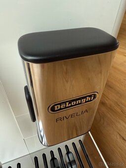 De ´Longhi Rivelia Automatický kávovar - 5