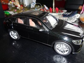 Mercedes-Benz GLC Coupe 1:18 - 5