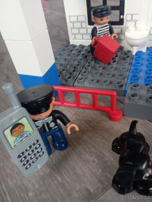 Lego Duplo policejní stanice - 5