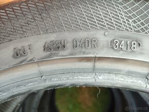 Pneu 245/45/R18 - 5