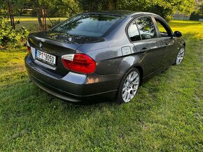 BMW Řada 3, 318i Limusine - 5