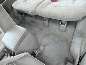 Interiér, plasty a sedačky Nissan Patrol Y61 3dv. - 5