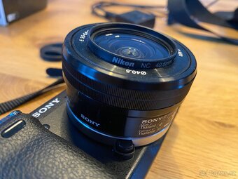 Sony Nex 6 s příslušenstvím - 5