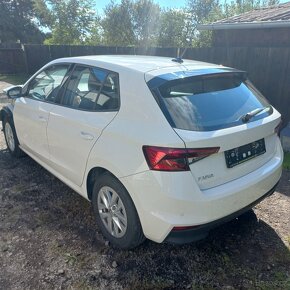 Skoda fabia 4 - 5