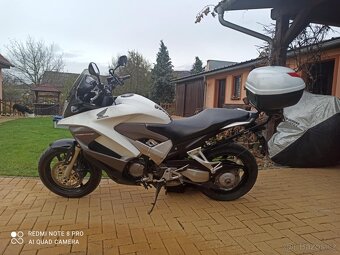 Honda VFR 800 crossrunner - 5