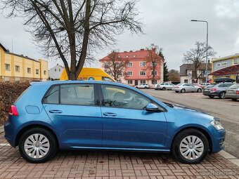 benzínová  Škoda Fabia 2      pouze 63000km     rok 2012 - 5